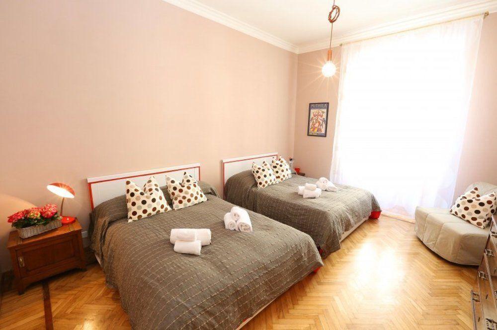 Coral Guest House ローマ エクステリア 写真
