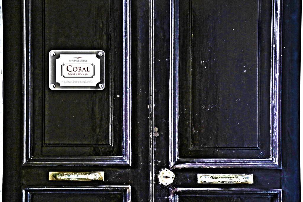 Coral Guest House ローマ エクステリア 写真
