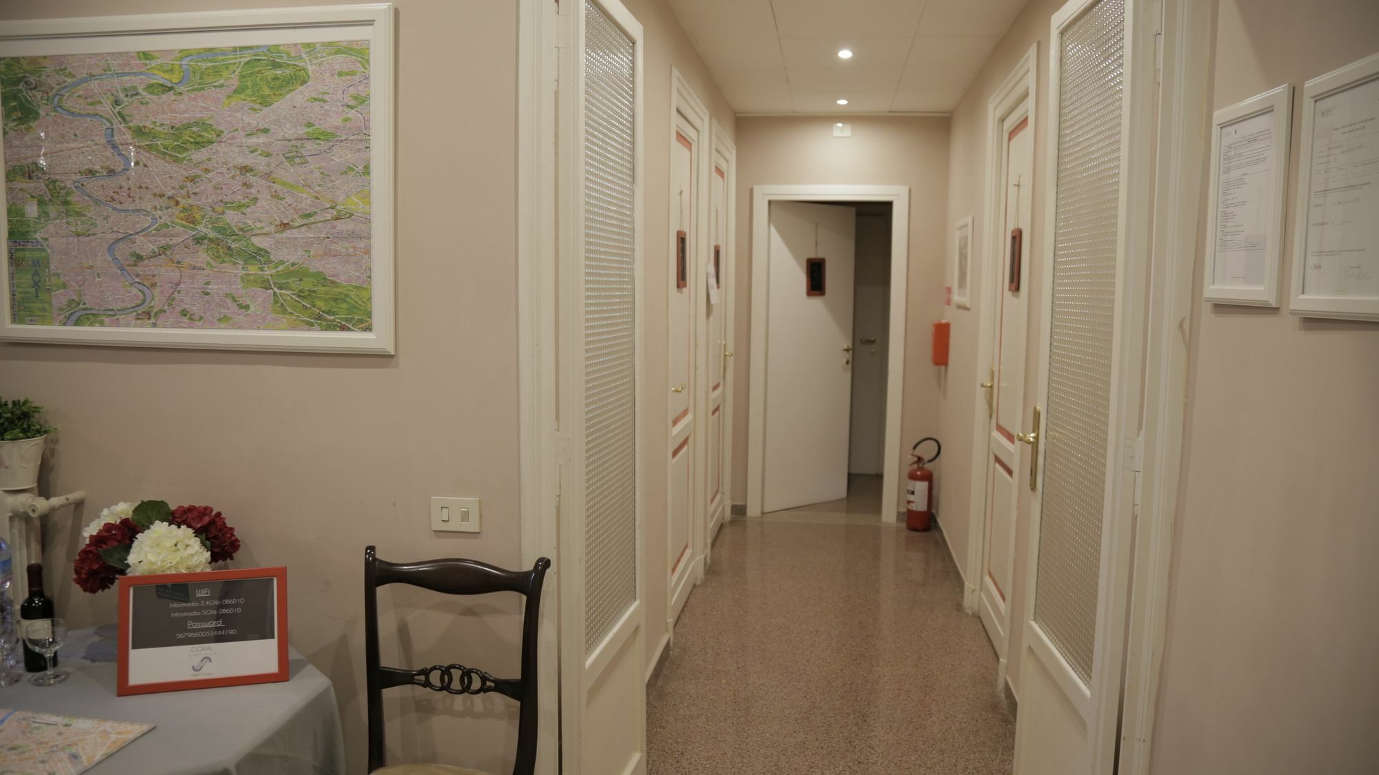 Coral Guest House ローマ エクステリア 写真