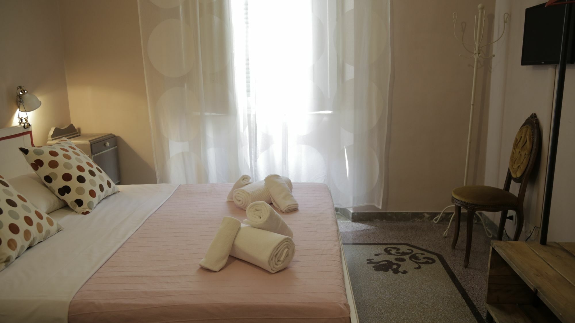 Coral Guest House ローマ エクステリア 写真