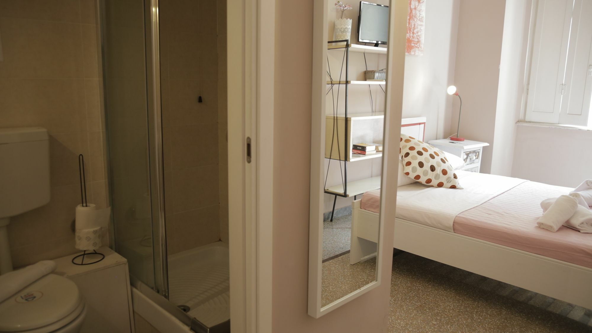 Coral Guest House ローマ エクステリア 写真
